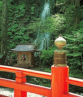 三山 神社 出羽 山形「出羽三山神社」：繼承山岳修行的傳統